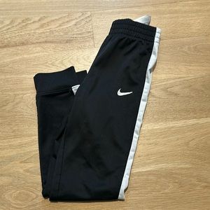 Nike boys track pants, size 7